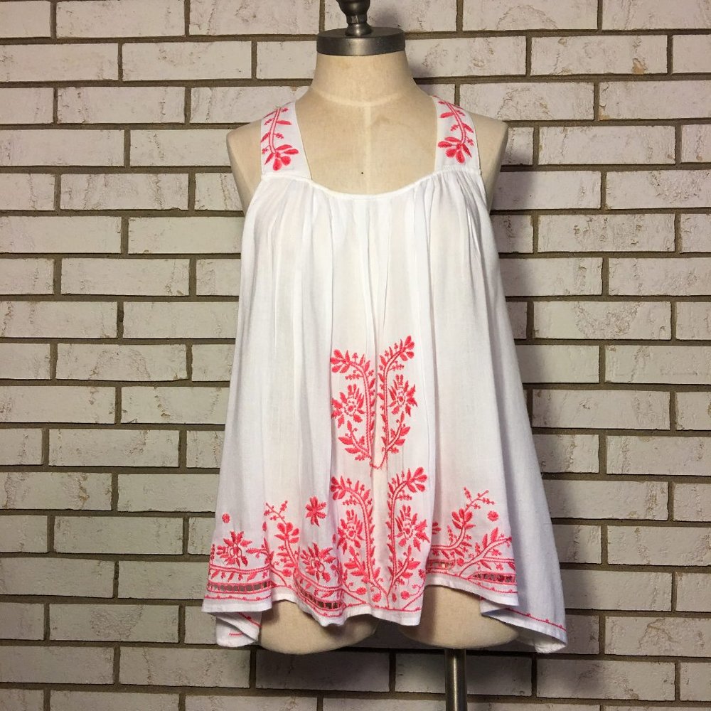 Akira | White w/Orange Embroidered Top Sz L